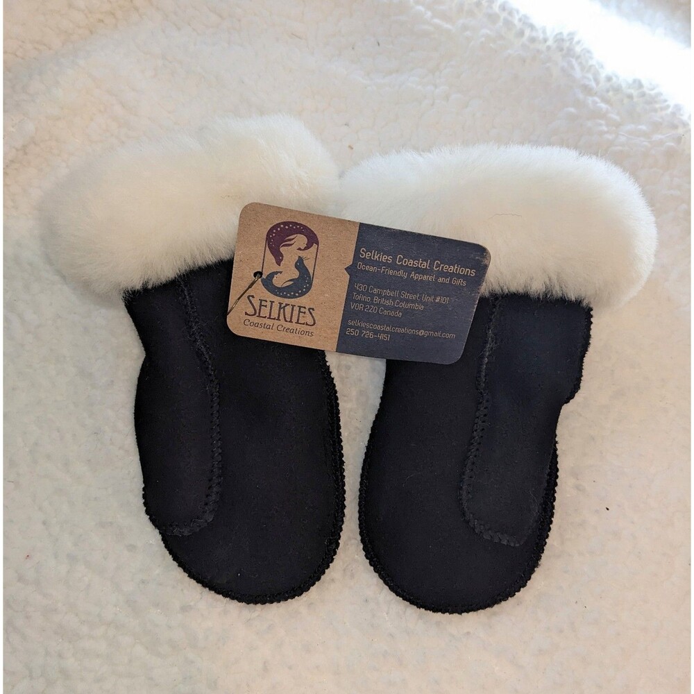 Kids Sheepskin Mittens 2-4Y Black Lambskin Fur Handmade Canada NWT $50